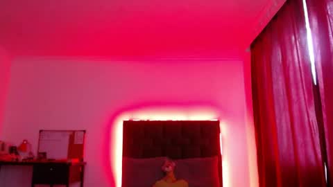 Snapshot of valery_meer_ chatting on 04-17-26, 12:08 Valeria online show from 04-17-26, 12:08