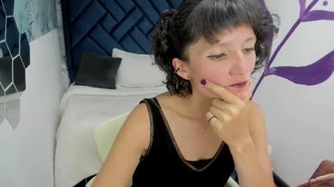 VALERY MORE online show from 09-29-25, 02:00