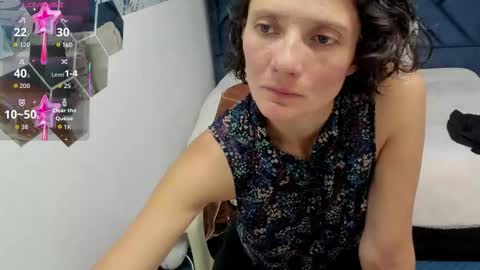 Snapshot of valery_more__ chatting on 10-06-25, 12:13 VALERY MORE online show from 10-06-25, 12:13