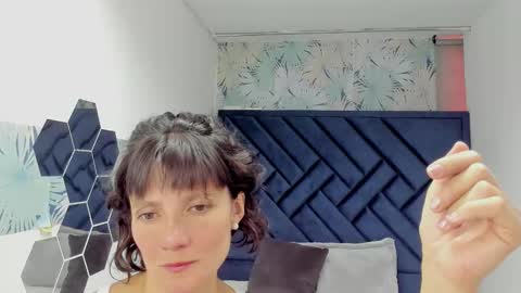 Snapshot of valery_more__ chatting on 11-15-25, 01:51 VALERY MORE online show from 11-15-25, 01:51