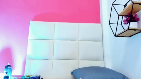 Valery online show from 02-17-25, 05:43