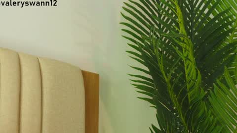 Snapshot of valery_swan1 chatting on 04-10-26, 04:28 Valery swan1 online show from 04-10-26, 04:28