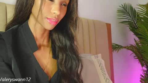 Valery swan1 online show from 05-24-26, 04:06