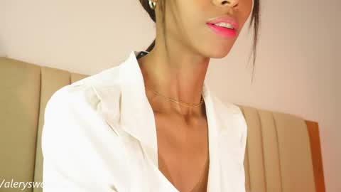Valery swan1 online show from 06-08-26, 03:51