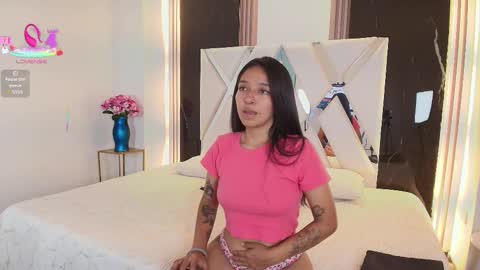 Snapshot of valery_wang chatting on 03-01-25, 11:39 Val online show from 03-01-25, 11:39