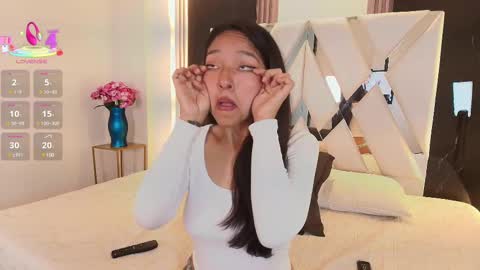 Snapshot of valery_wang chatting on 03-04-25, 11:51 Val online show from 03-04-25, 11:51