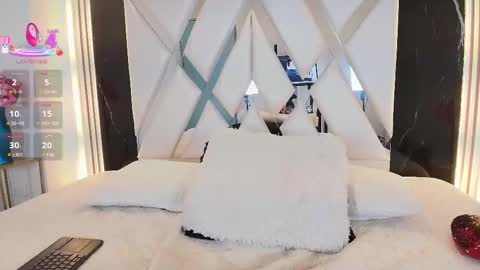 Snapshot of valery_wang chatting on 03-05-25, 02:45 Val online show from 03-05-25, 02:45