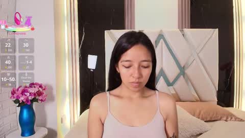 Snapshot of valery_wang chatting on 03-12-25, 12:04 Val online show from 03-12-25, 12:04