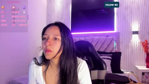 Snapshot of valery_wang chatting on 02-25-26, 12:15 Val online show from 02-25-26, 12:15