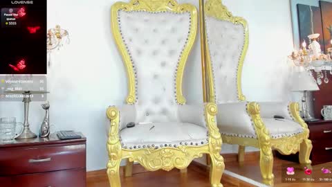 Snapshot of valerydiamond_ chatting on 02-20-26, 06:26 Valery online show from 02-20-26, 06:26