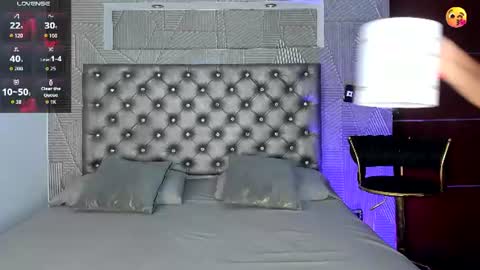 Snapshot of valerydiamond_ chatting on 07-23-26, 01:58 Valery online show from 07-23-26, 01:58
