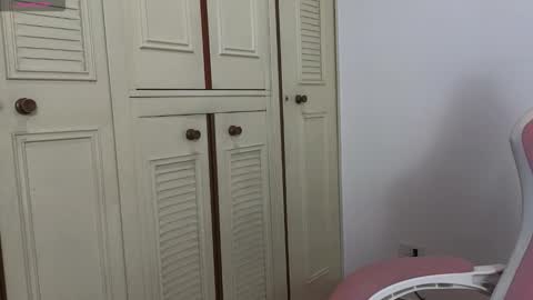 Snapshot of valerylovexxx chatting on 10-31-25, 02:07 valerylovexxx online show from 10-31-25, 02:07