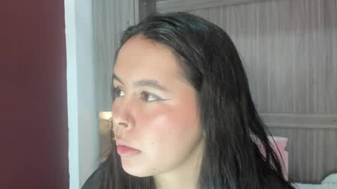 Snapshot of valerymeyerr chatting on 04-13-26, 12:10 valerymeyerr online show from 04-13-26, 12:10