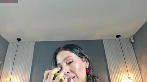 Carla online show from 03-06-25, 11:03