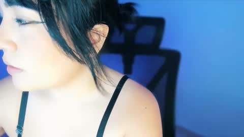 Valery Soto online show from 09-30-25, 01:32