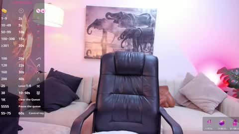 Snapshot of valerywalker7 chatting on 02-17-25, 01:47 Valery Walker online show from 02-17-25, 01:47