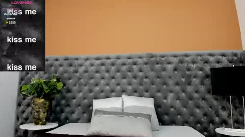 Sofia online show from 06-15-26, 10:12