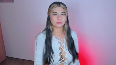 your loveee  online show from 10-14-25, 03:29