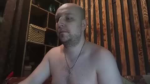 Snapshot of valiko1538 chatting on 06-27-26, 11:15 Richard online show from 06-27-26, 11:15
