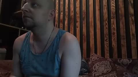 Snapshot of valiko1538 chatting on 07-09-26, 11:03 Richard online show from 07-09-26, 11:03