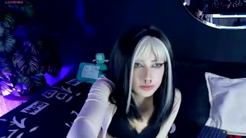  x  online show from 08-08-26, 11:18