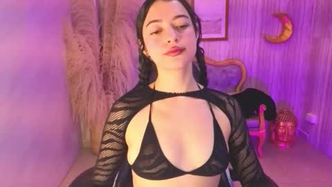 Valkiria  online show from 11-22-25, 01:32