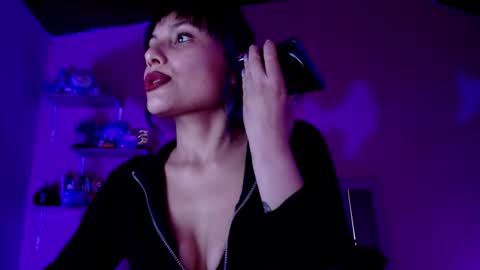 valkiry_ online show from 11-14-25, 10:51