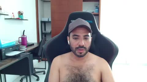 Roberto Carlos online show from 05-15-26, 09:22
