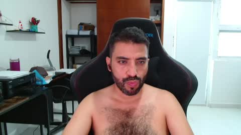 Snapshot of vallartamexi chatting on 06-04-26, 01:00 Roberto Carlos online show from 06-04-26, 01:00