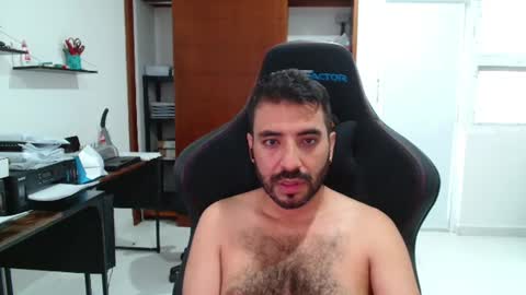 Snapshot of vallartamexi chatting on 06-10-26, 12:11 Roberto Carlos online show from 06-10-26, 12:11