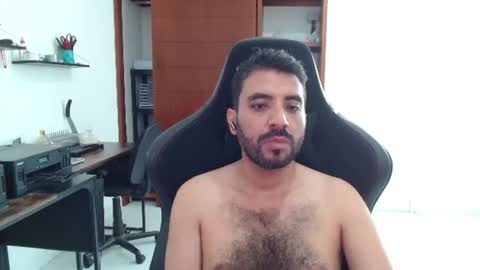 Snapshot of vallartamexi chatting on 06-21-26, 10:12 Roberto Carlos online show from 06-21-26, 10:12