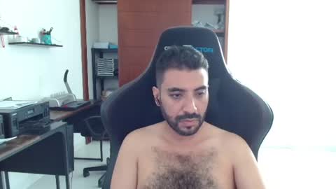Snapshot of vallartamexi chatting on 06-27-26, 10:26 Roberto Carlos online show from 06-27-26, 10:26
