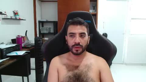 Snapshot of vallartamexi chatting on 07-15-26, 01:11 Roberto Carlos online show from 07-15-26, 01:11