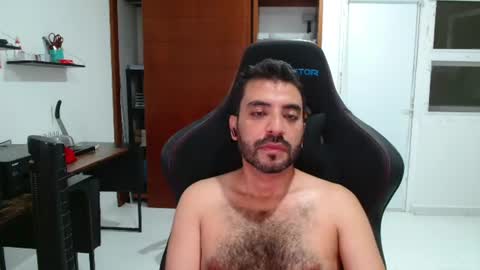 Snapshot of vallartamexi chatting on 07-18-26, 04:38 Roberto Carlos online show from 07-18-26, 04:38