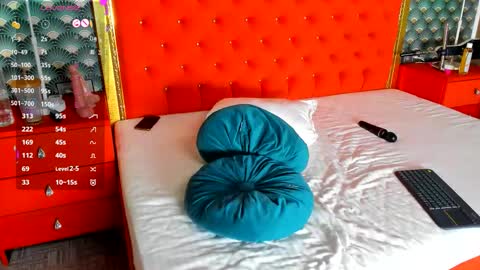 Valerie Val V online show from 11-27-25, 03:08