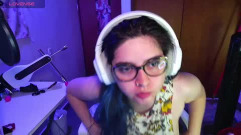 Im Violet online show from 02-20-25, 02:18