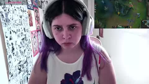 Im Violet online show from 03-26-26, 07:41