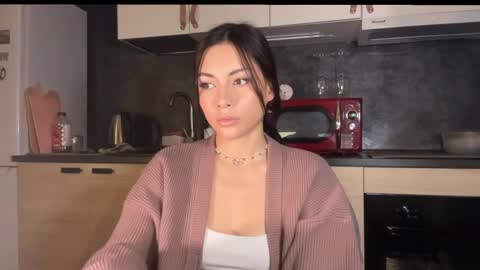 Little Devil online show from 12-28-24, 03:37