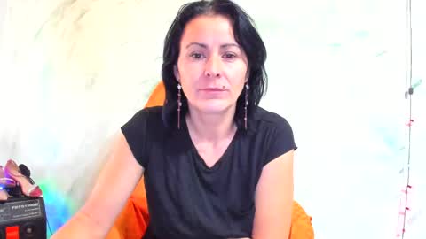 Snapshot of valysexybarbie chatting on 01-11-25, 07:49 valentina online show from 01-11-25, 07:49