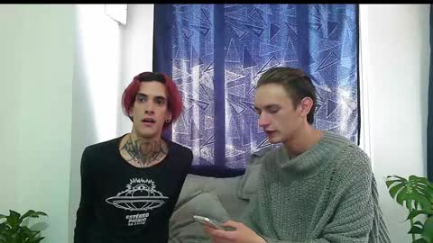 Vamp Noah and Dan online show from 12-04-24, 07:45