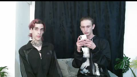 Vamp Noah and Dan online show from 12-06-24, 01:07