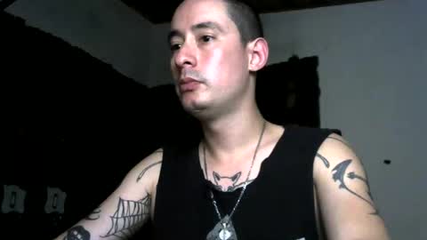 Snapshot of vampireathome chatting on 10-27-25, 04:49 vampireathome online show from 10-27-25, 04:49