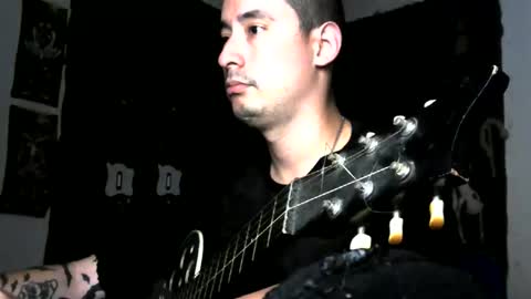 Snapshot of vampireathome chatting on 10-28-25, 03:21 vampireathome online show from 10-28-25, 03:21