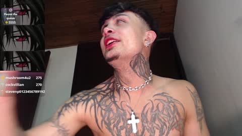 david guzman i model independenthelp me with a thumbs up online show from 01-05-25, 05:41