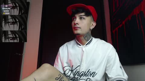 david guzman i model independenthelp me with a thumbs up online show from 01-07-25, 11:35