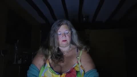 vampwoman online show from 10-23-25, 06:23