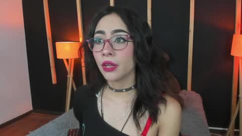 vampy_dolll online show from 01-03-25, 01:03