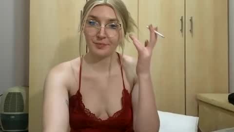 Snapshot of vanda26 chatting on 02-03-25, 08:24 Vanda online show from 02-03-25, 08:24