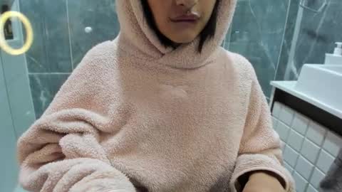 Babi Alu online show from 10-31-25, 01:01