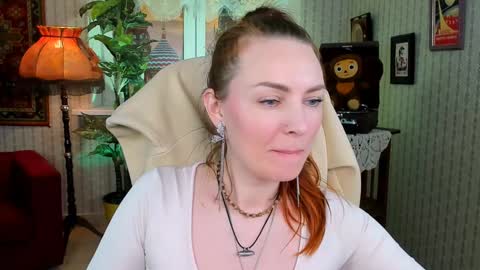 Snapshot of vandarossi chatting on 12-15-24, 04:37 Vanda online show from 12-15-24, 04:37